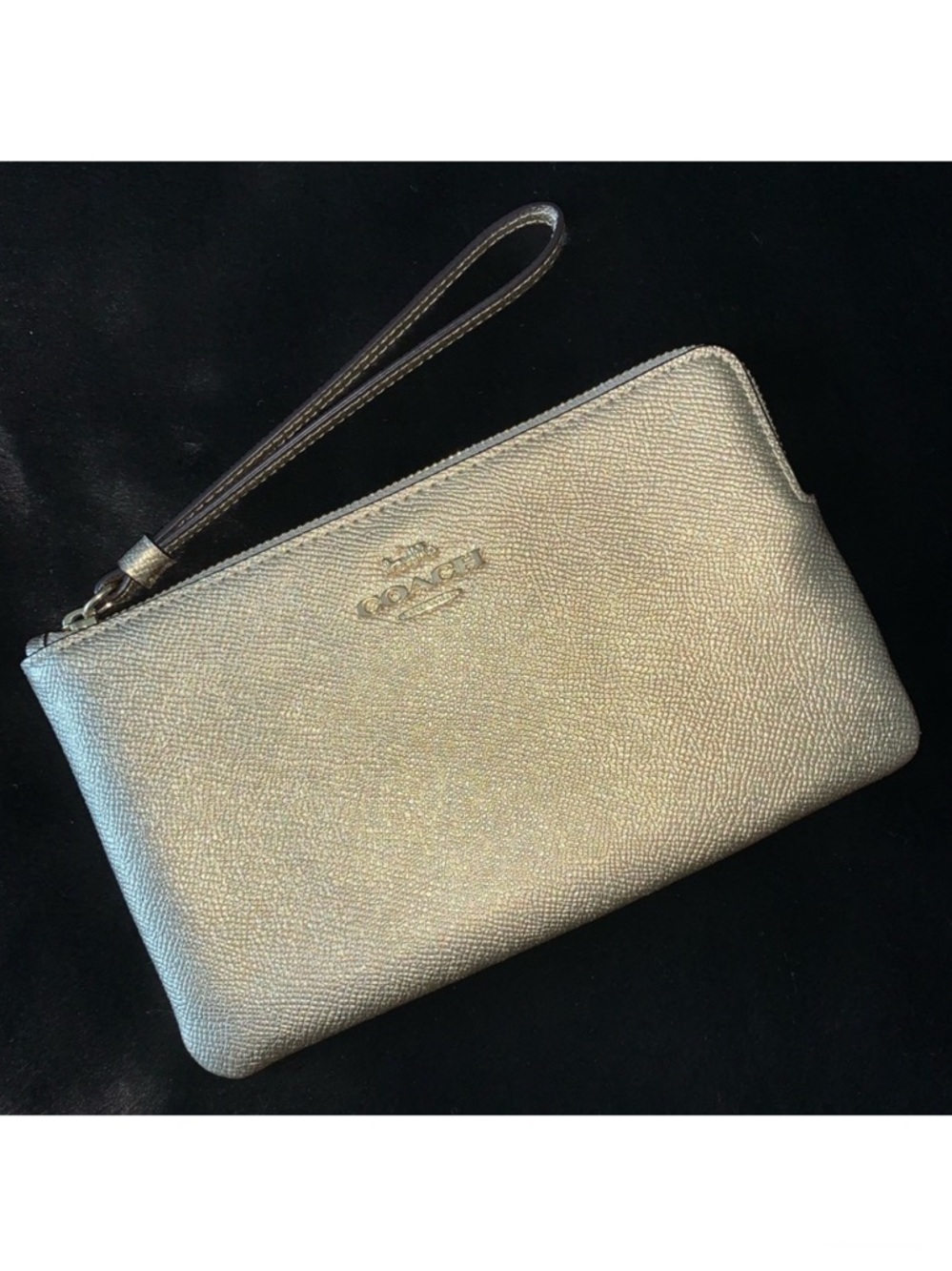 COACH Gold Grosgrain Leather Corner Zip Wristlet, EUC- used 1x, GORGEOUS